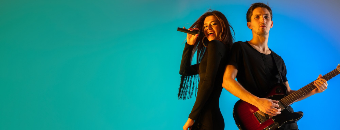 Feel the rhythm of Scottsdale with Wynonna Judd’s iconic songs.